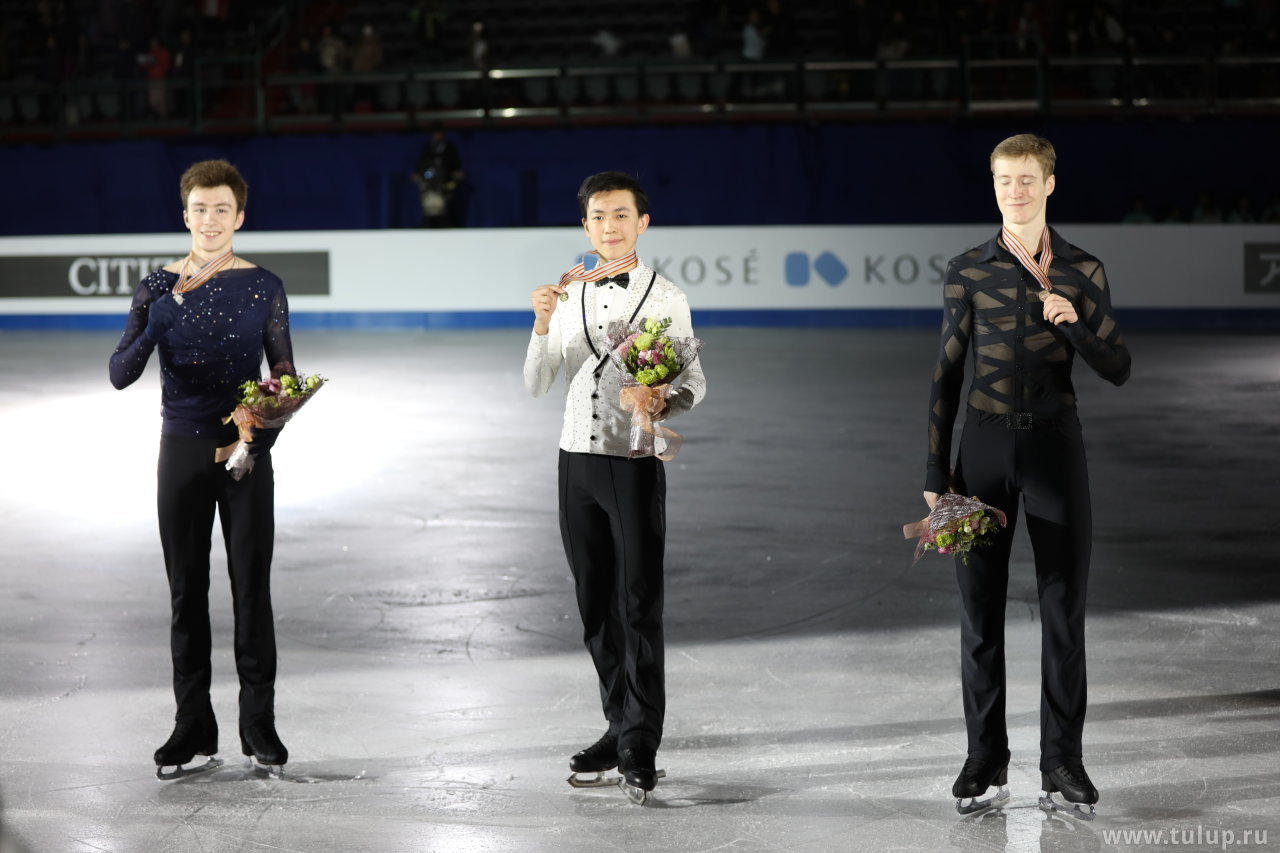 Vincent Zhou, Dmitry Aliev, Alexander Samarin